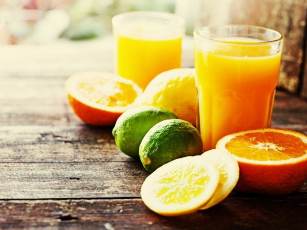 Апельсиновый сок даёт заряд бодрости