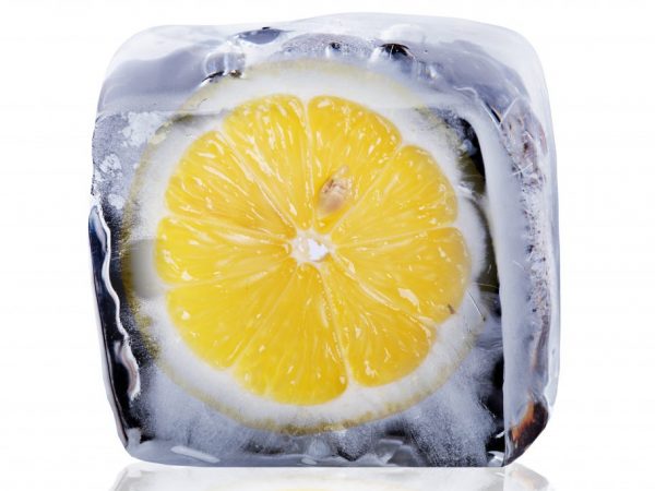 Замороженным лимоном можно лечиться